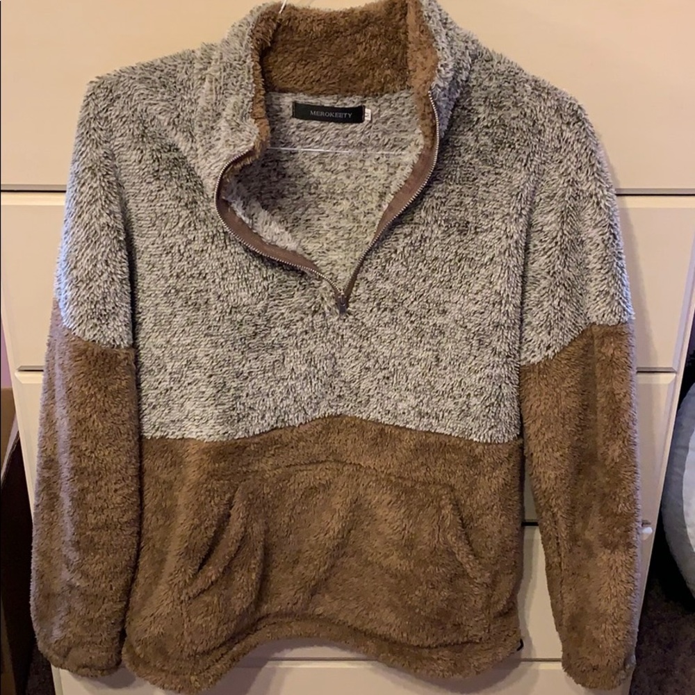 Fuzzy 1/4 zip
